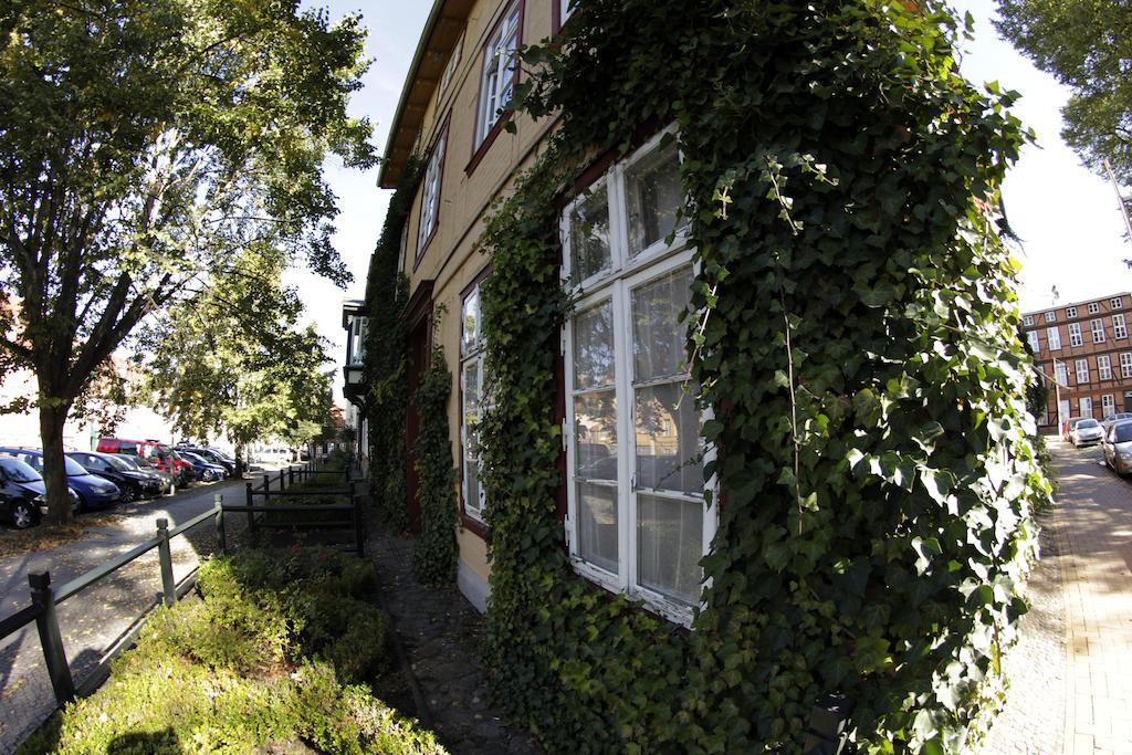 Ferienwohnung An Der Schelfkirche Шверин Экстерьер фото